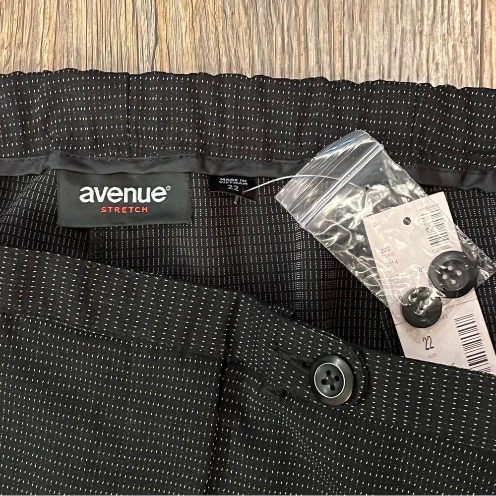 Vtg AVENUE Size 22 Polka Dot Black Stretch Cuffed Dress Pants‎ Career Wide Leg